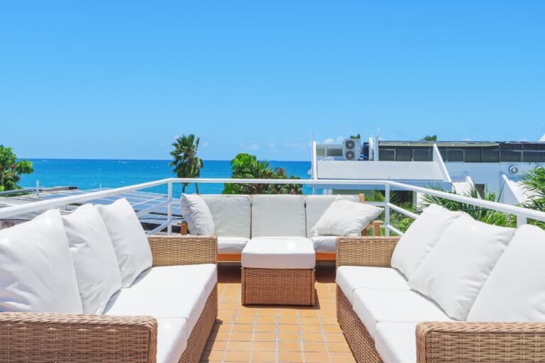 Exterior of City Beach Villa luxury vacation villa in Condado, San Juan, Puerto Rico — book direct
